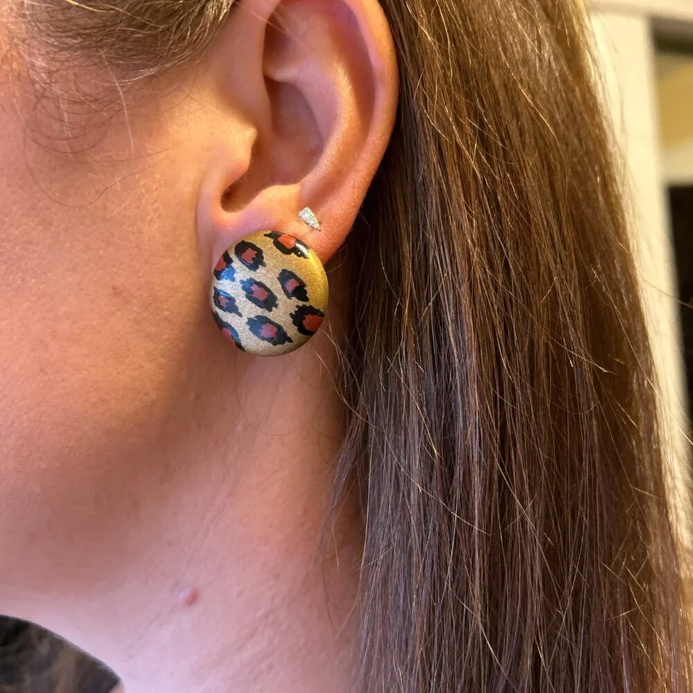 Vintage 1990s Button Stud Earrings Leopard Print Round Bronze Tan Black Design - Picture 9 of 10